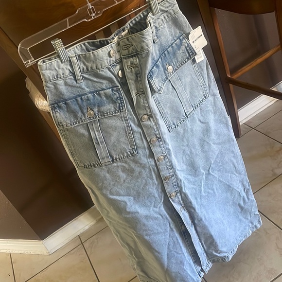 Free People Dresses & Skirts - Free people skirt size 8.